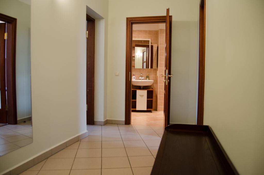 City Inn Riga Apartment, Old Town Panorama View With Parking ภายนอก รูปภาพ